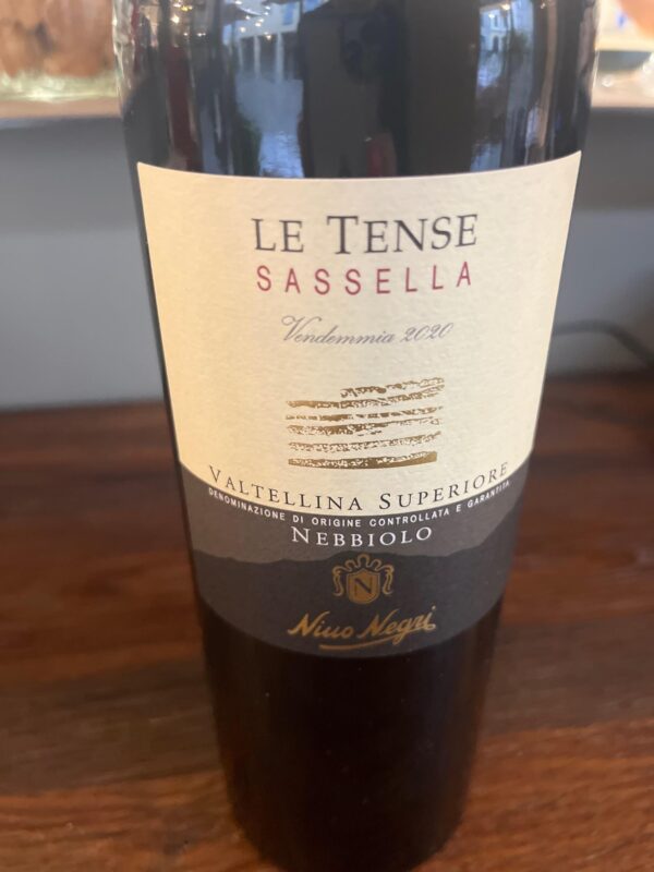 nino negri sassella bottiglia