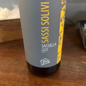 sassi solivi bottiglia